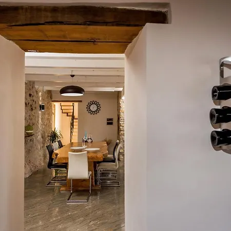 Villa Castellammare Del Golfo Sleeps 12 Pool Wifi Scopello (Sicily)