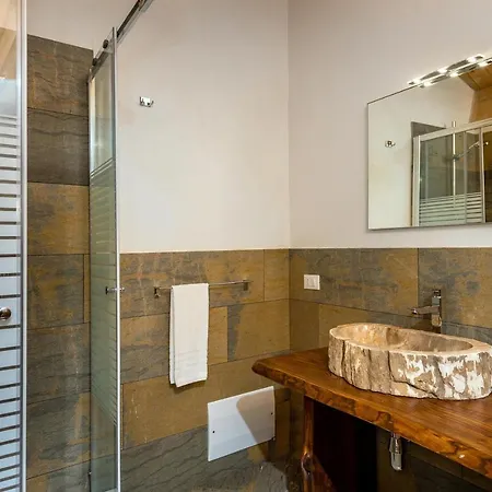 Castellammare Del Golfo Sleeps 12 Pool Wifi Villa Scopello (Sicily)